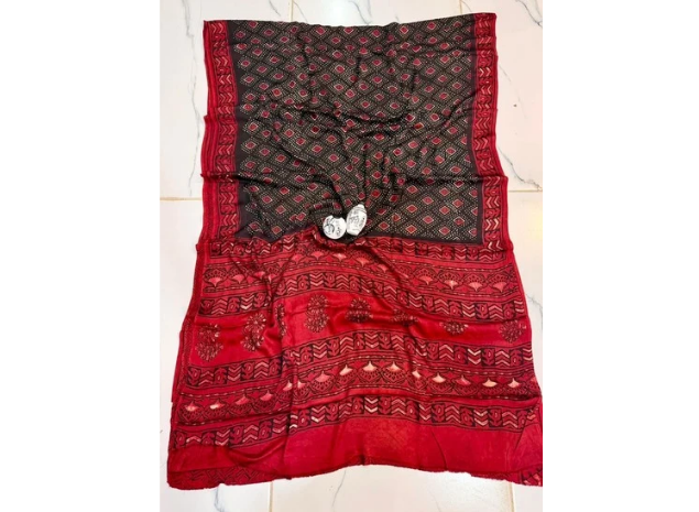 EVWAAH Midnight Crimson Bandhani-Grid Ajrakh Saree