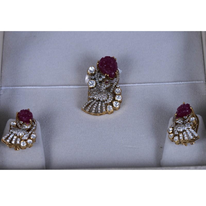 Carved Ruby Pumpkin Beaded Pendant Set