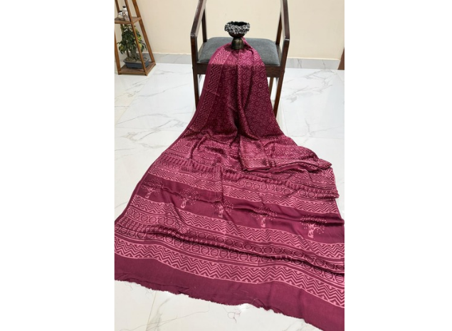 EVWAAH Mulberry Rose Geometric Ajrakh Saree