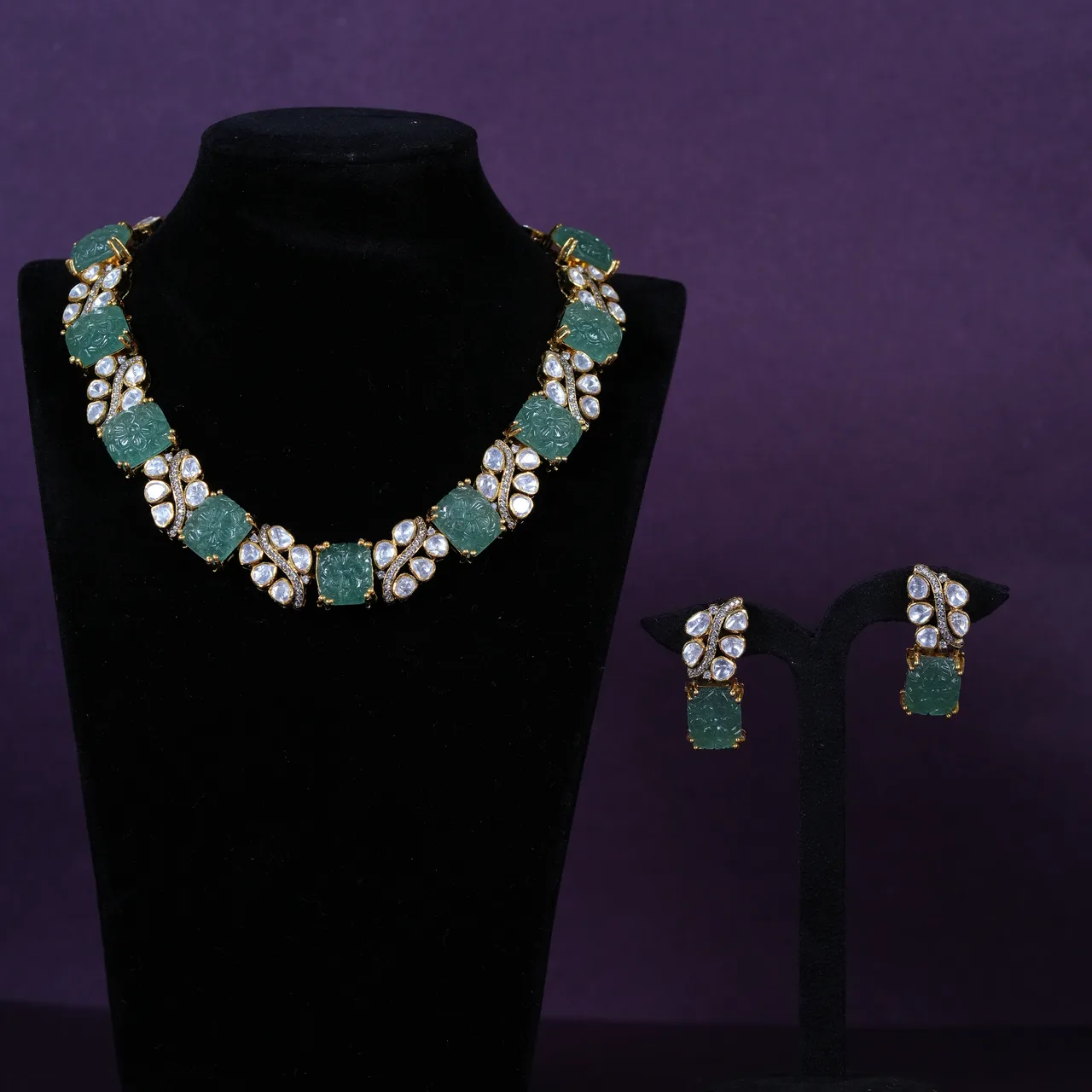 Carved Emerald Heritage Kundan Necklace in 92.5 stelimg silver