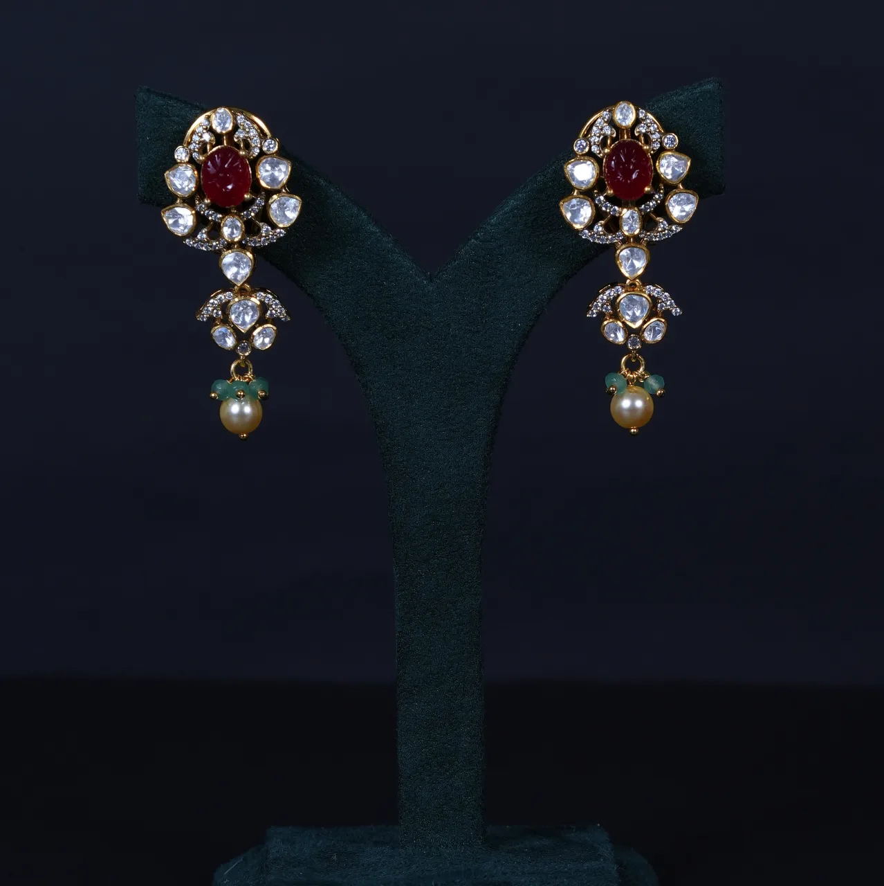 92.5 Sterling Silver Ruby Carved Polki Necklace Set with Real Beads & Pearls