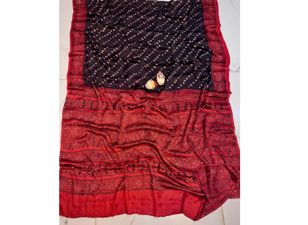 EVWAAH Obsidian Crimson Bandhani Fusion Ajrakh Silk Saree
