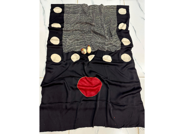 EVWAAH Noir Eclipse Silk Saree